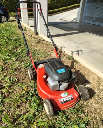 tagliaerba a motore Honda GCV 135 4.5
