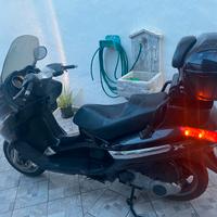 Scooterone piaggio xevo 250