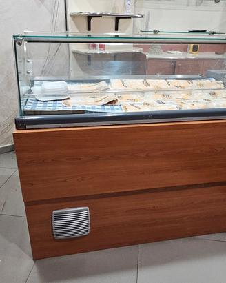 vetrina gelato artigianale 