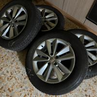 Cerchi  17 + gomme invernali 215 65 17