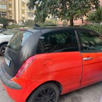 Lancia Ypsilon Momo design limited edition