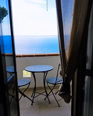 Baia di Copanello villa sul mare x 4 pax Settembre