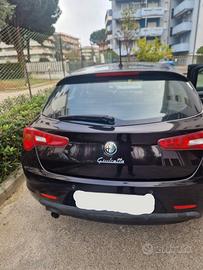 Alfa Giulietta 1.6 JTDM-2 105 CV B