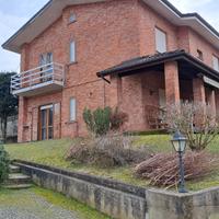 Bilocale più piccolo giardino e posto auto
