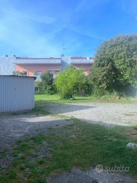Terreno edificabile situato in zona urbanistica B3 - Vista 4