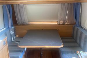 Adria 502 DT - Roulotte accessoriata con pannelli