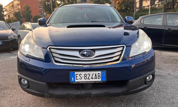 Subaru OUTBACK 2.0D Exclusive - 2013