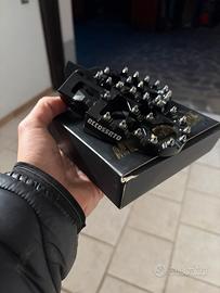 Pedane accossato nere