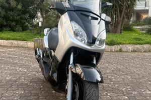 Yamaha Xmax 125