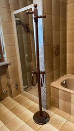 Porta abiti in legno massello