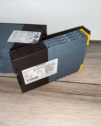 Siemens 3RM1302-1AA04 – 400V 2,4A