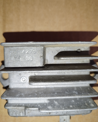 Regolatore di tensione