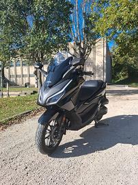 Honda Forza 350 - 2025