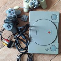 play station One con 8 giochi