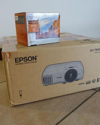 Proiettore Epson EH-TW5650 con lampada nuova