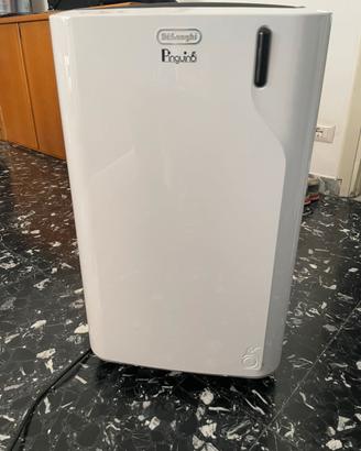 Pinguino DeLonghi EM93