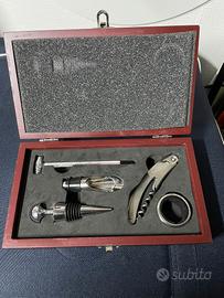 Cofanetto per aprire il vino