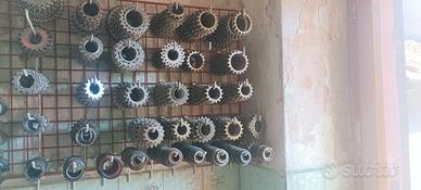 corone e corpi ruote libere vintage