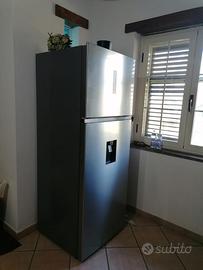 Frigorifero/congelatore Hisense color acciaio