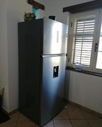 Frigorifero/congelatore Hisense color acciaio