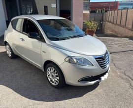 LANCIA Ypsilon 1.2 69 CV 5 porte S&S Silver