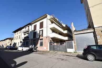 2 LOCALI A FIRENZE