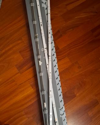 7 strisce led  per tv 