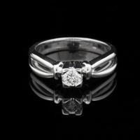 SOLITARIO ANELLO HUG IN ORO 18KT BRILLANTE 0.28 CT