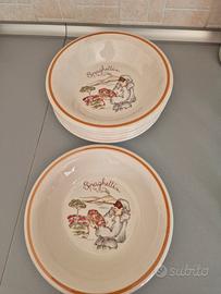 6 Piatti fondi  con disegno pulcinella 