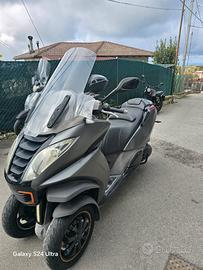 Peugeot Metropolis 400 - 2014