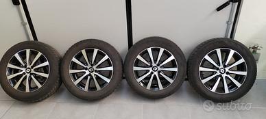 Cerchi in lega con gomme invernali 205/60 R16