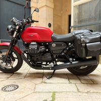 Moto Guzzi V7 IV Stone 2024