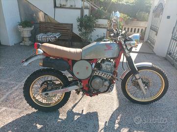 Honda Dominator  650