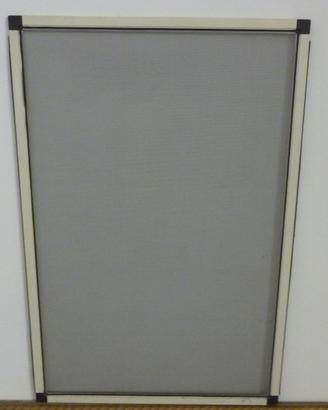 zanzariera per finestra