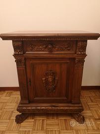 Mobile vintage in legno massiccio