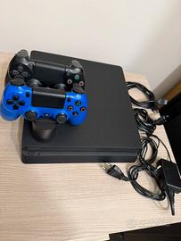 PS4 Slim 500 GB + 2 Controller + Caricatore