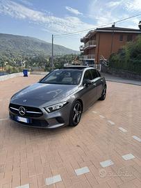 Mercedes-Benz Classe A 250 benzina 224 CV