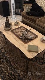 Tavolino da salotto con piano in marmo