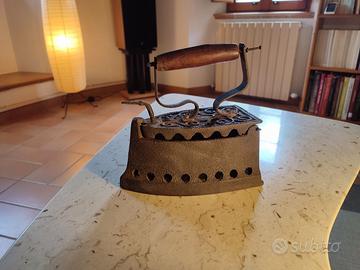 Ferro da stiro a carbone