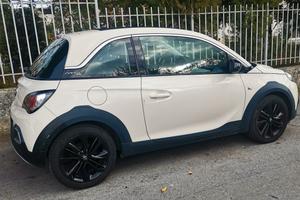 Opel adam rocks neopatentati