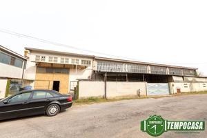 CAPANNONE COMMERCIALE