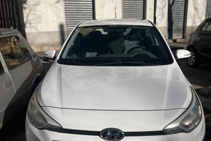 Hyundai i20 1.2 benzina 2015