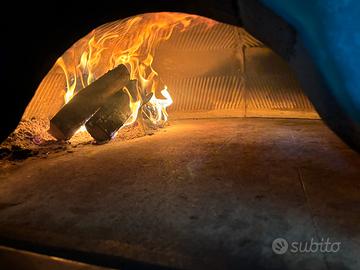 Pizzeria asporto forno a legna Ambrogi