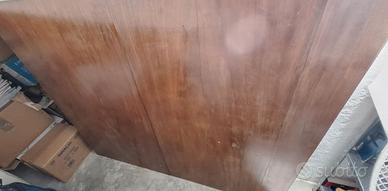 Tavolo in legno alungabile