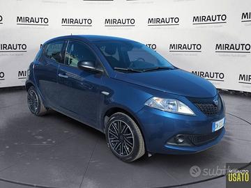 Lancia Ypsilon 1.0 FireFly 70cv Hybrid Silver...