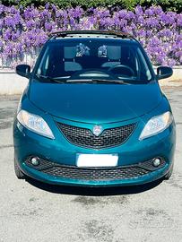Lancia Ypsilon 1.0 FireFly 5 porte S&S Hybrid Ecoc