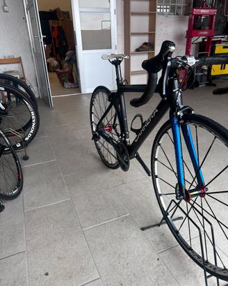Bici da corsa carrera