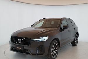 VOLVO XC60 2.0 b4 Plus Dark awd auto
