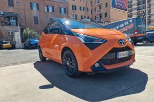 Toyota Aygo 5 Porte Aygo 5p 1.0 x-wave Orange m-mt