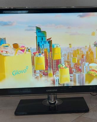 Tv samsung 22 pollici full-hd Con decoder interno.
